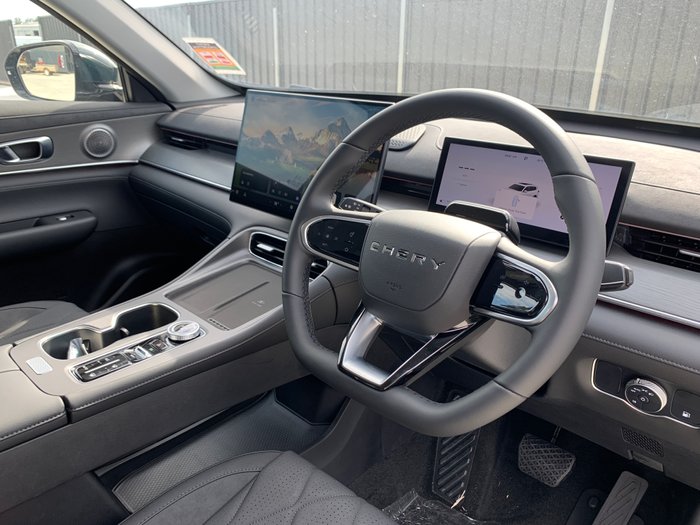 2025 Chery Tiggo 8 Super Hybrid Urban