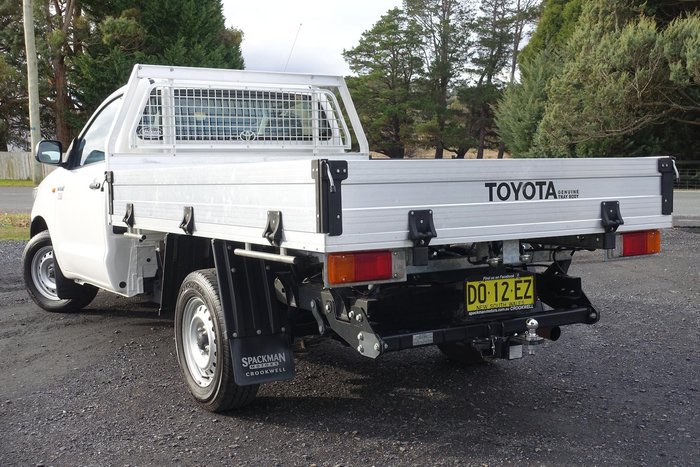 2013 Toyota Hilux Workmate TGN16R MY12 4x2 Glacier White