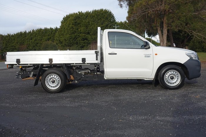 2013 Toyota Hilux Workmate TGN16R MY12 4x2 Glacier White