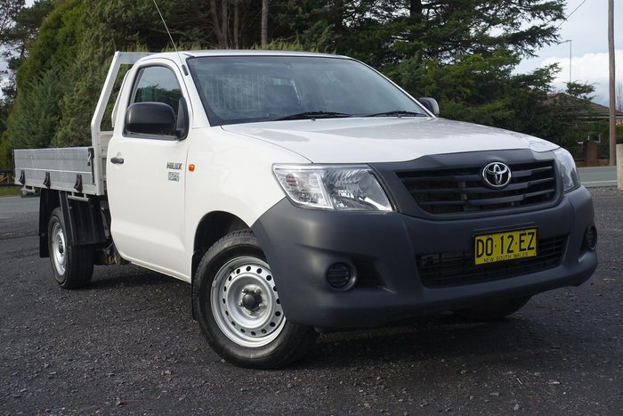 2013 Toyota Hilux Workmate TGN16R MY12 4x2 Glacier White