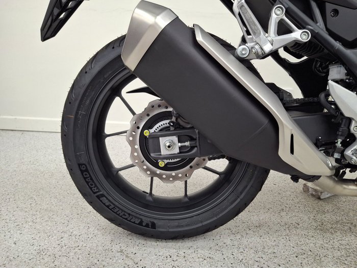 2025 Honda CB750 (HORNET) Black