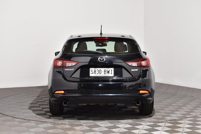 2018 Mazda 3 Maxx Sport