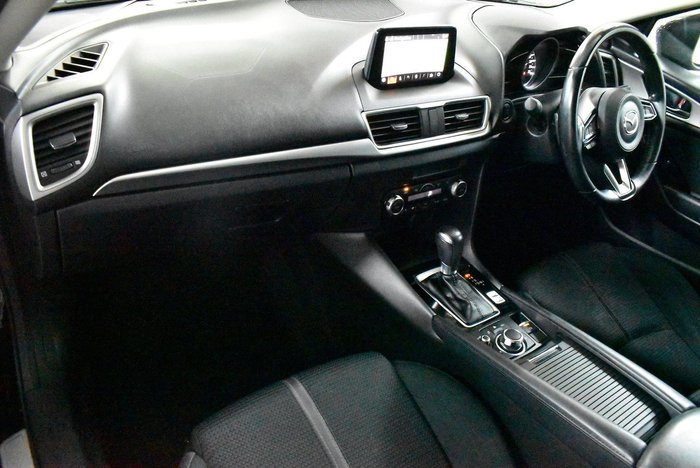 2018 Mazda 3 Maxx Sport