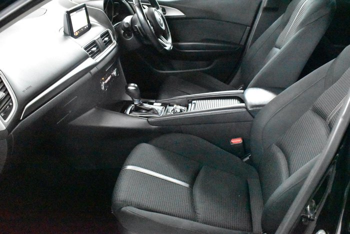 2018 Mazda 3 Maxx Sport