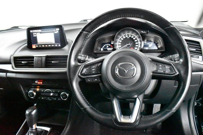 2018 Mazda 3 Maxx Sport