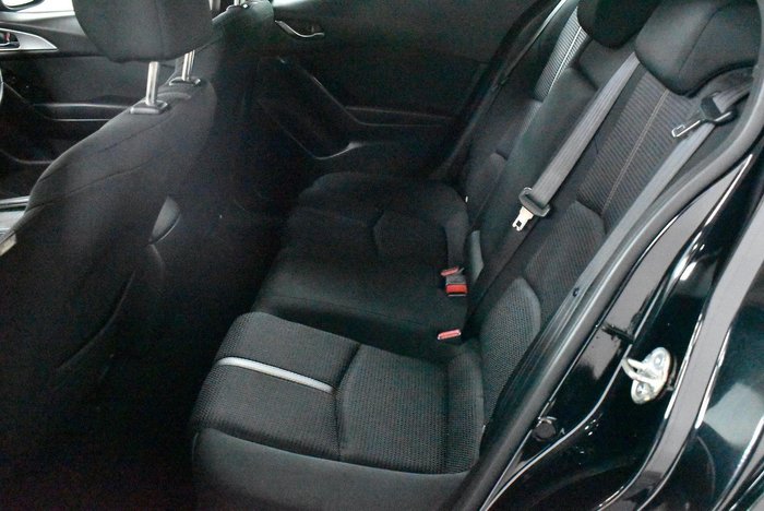 2018 Mazda 3 Maxx Sport