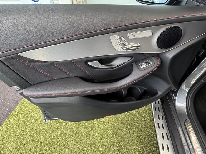 2021 Mercedes-Benz GLC-Class GLC300