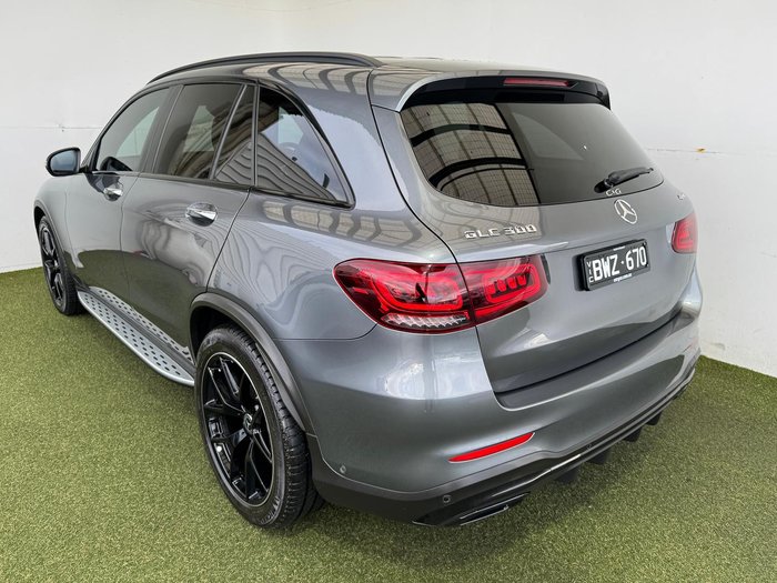 2021 Mercedes-Benz GLC-Class GLC300