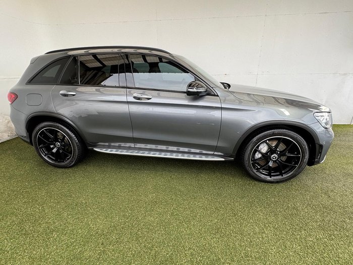 2021 Mercedes-Benz GLC-Class GLC300