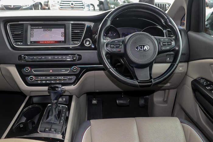 2015 Kia Carnival SLi