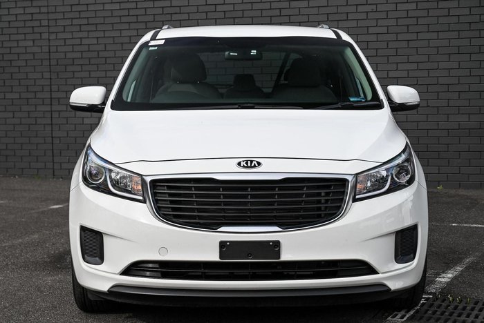 2017 Kia Carnival S