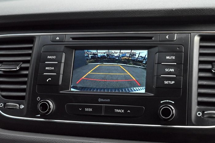 2017 Kia Carnival S