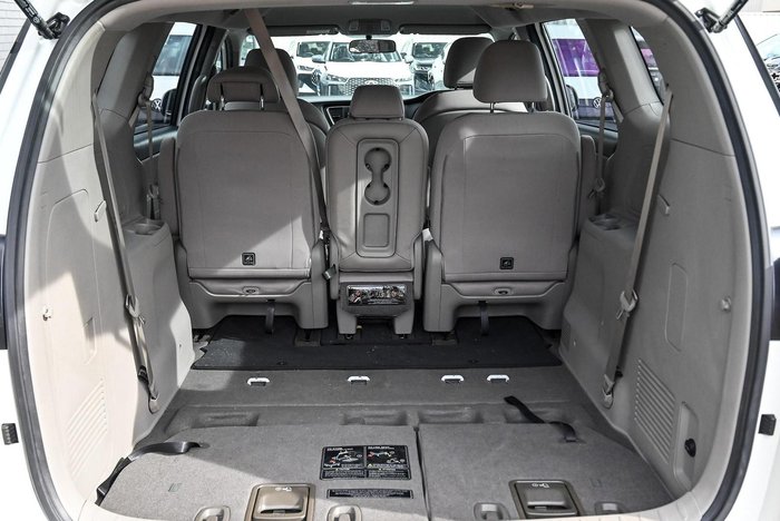2017 Kia Carnival S