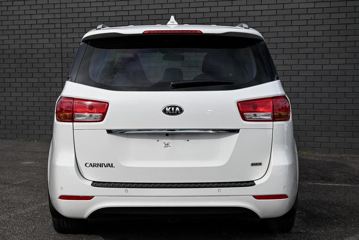 2017 Kia Carnival S