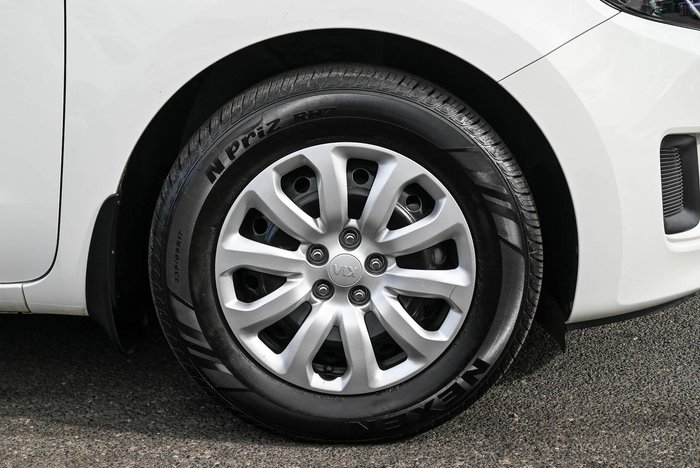 2017 Kia Carnival S