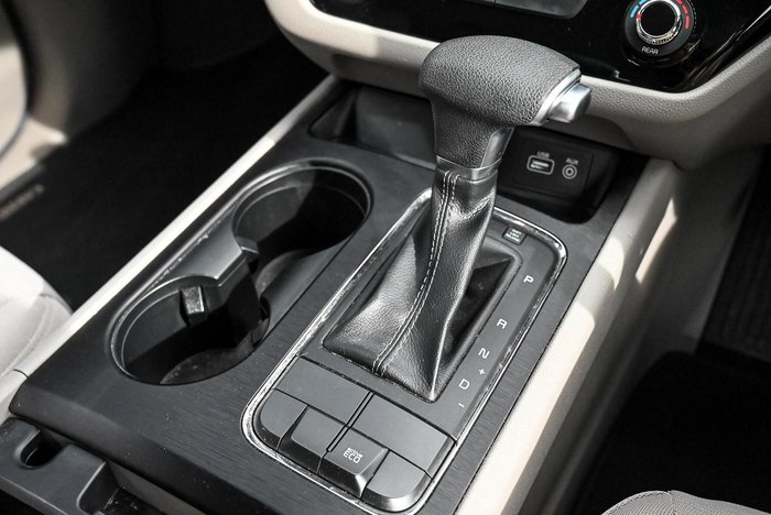 2017 Kia Carnival S