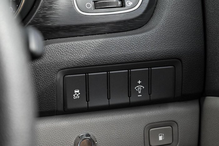2017 Kia Carnival S