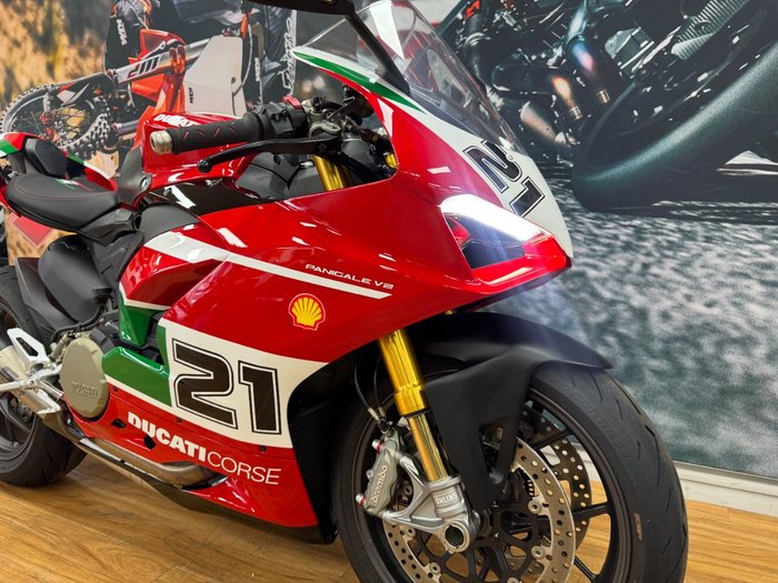 2023 DUCATI PANIGALE V2 BAYLISS 20TH ANNIV RED