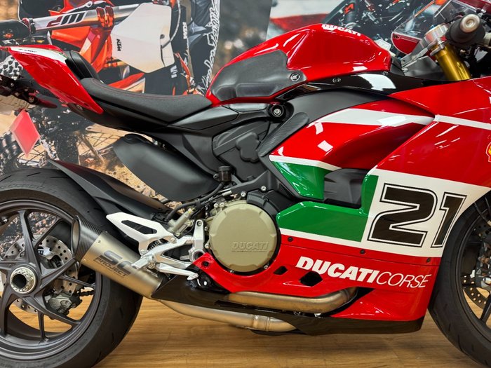 2023 DUCATI PANIGALE V2 BAYLISS 20TH ANNIV RED