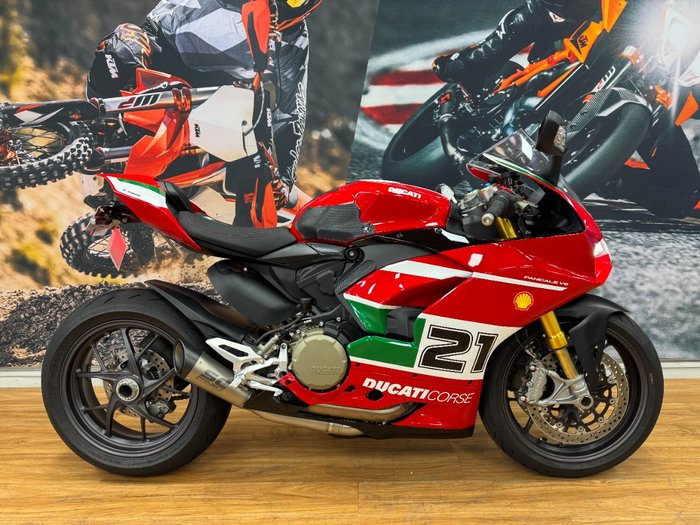 2023 DUCATI PANIGALE V2 BAYLISS 20TH ANNIV RED