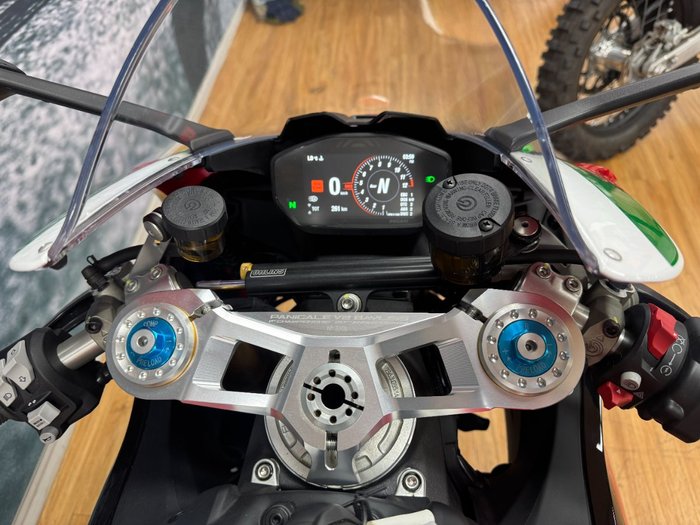 2023 DUCATI PANIGALE V2 BAYLISS 20TH ANNIV RED