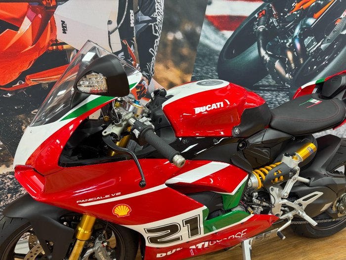 2023 DUCATI PANIGALE V2 BAYLISS 20TH ANNIV RED