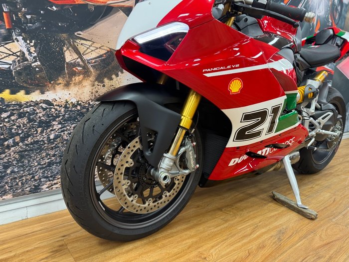 2023 DUCATI PANIGALE V2 BAYLISS 20TH ANNIV RED