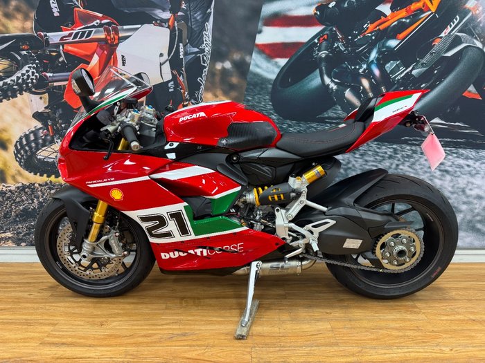2023 DUCATI PANIGALE V2 BAYLISS 20TH ANNIV RED