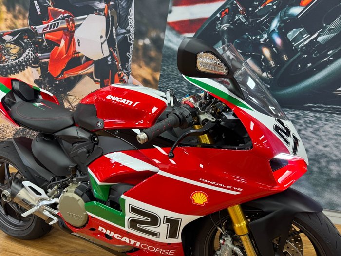 2023 DUCATI PANIGALE V2 BAYLISS 20TH ANNIV RED