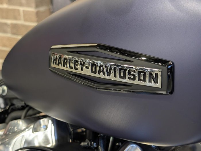 2025 Harley-Davidson Street Bob 117 (FXBB) Softail Purple