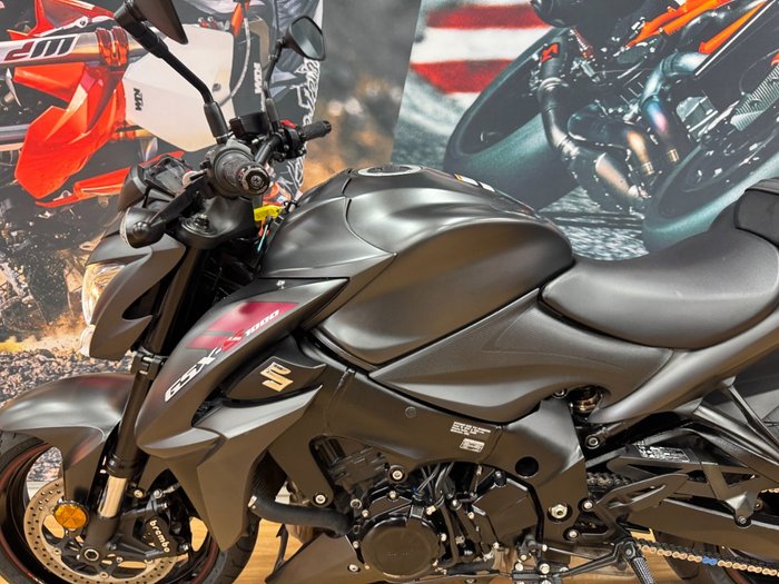 2017 Suzuki GSX-S1000 Black