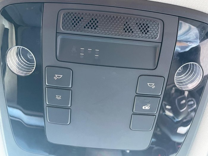 2022 Kia Carnival S