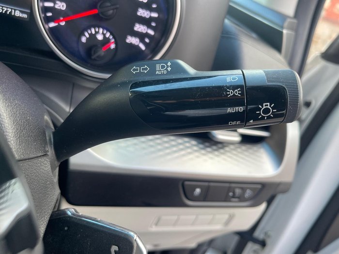 2022 Kia Carnival S