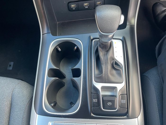 2022 Kia Carnival S