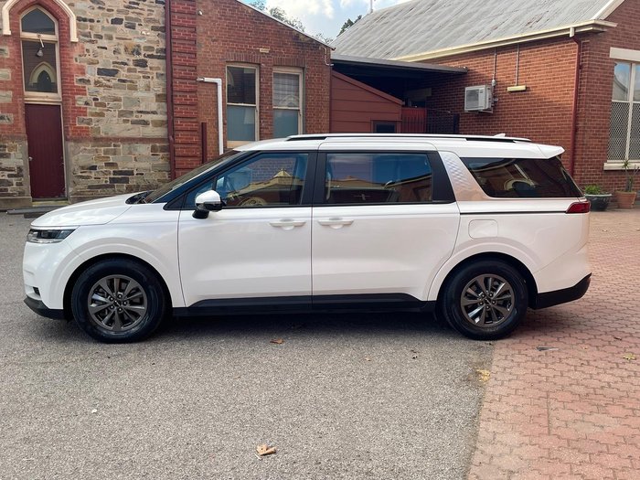 2022 Kia Carnival S