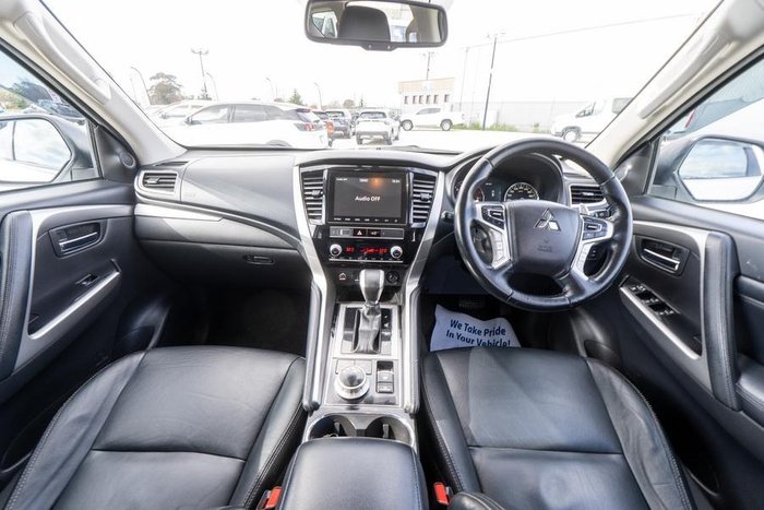2020 Mitsubishi Pajero Sport GLS