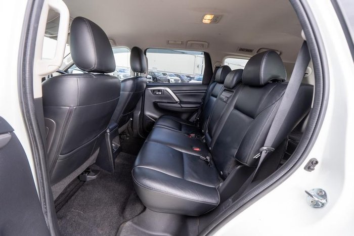2020 Mitsubishi Pajero Sport GLS