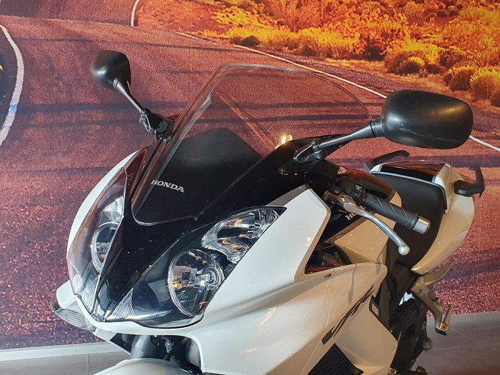 2011 Honda VFR800Fi VFR White