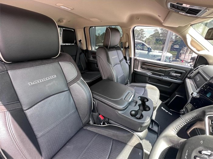 2024 RAM 2500 Laramie Rambox