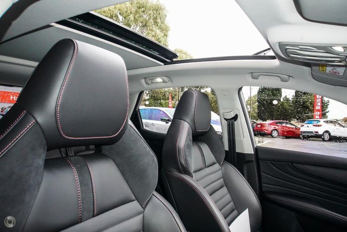2021 MG HS PHEV Essence
