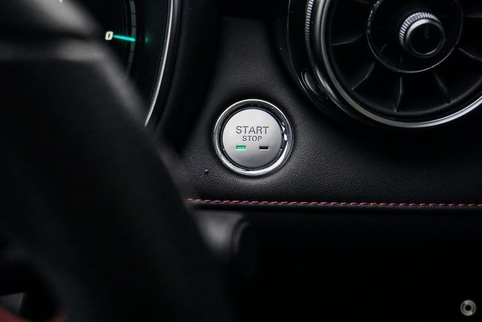 2021 MG HS PHEV Essence