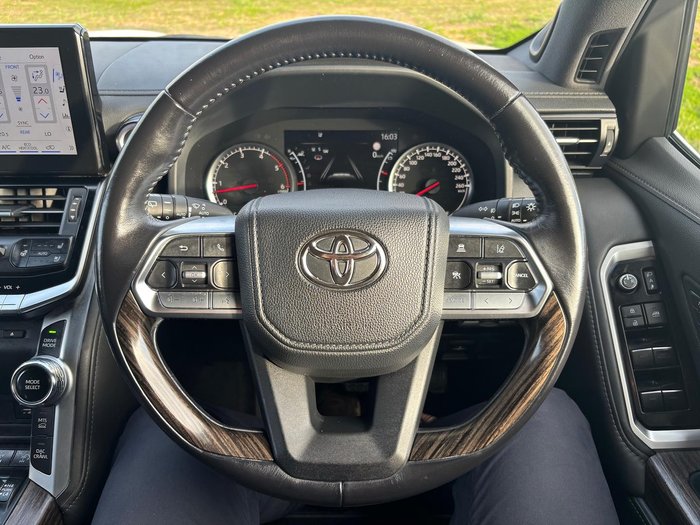 2021 Toyota Landcruiser Sahara