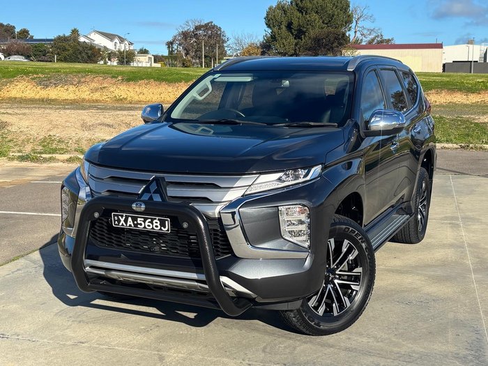 2021 Mitsubishi Pajero Sport GLS