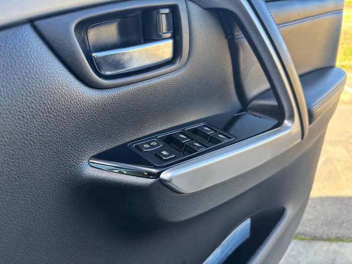 2021 Mitsubishi Pajero Sport GLS