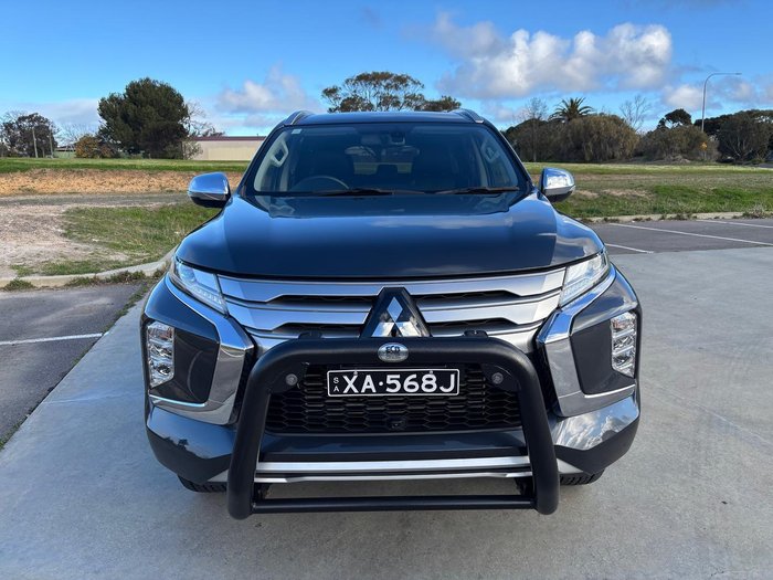 2021 Mitsubishi Pajero Sport GLS