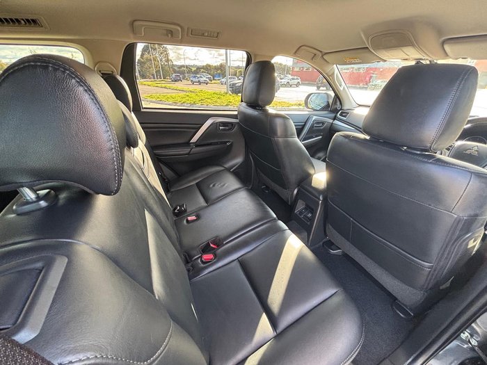 2021 Mitsubishi Pajero Sport GLS