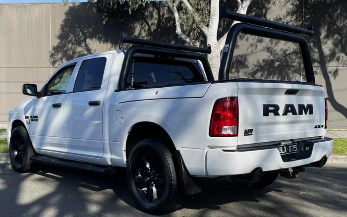 2021 RAM 1500 Express RamBox DS MY21 4X4 Dual Range Bright White