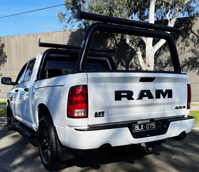 2021 RAM 1500 Express RamBox DS MY21 4X4 Dual Range Bright White