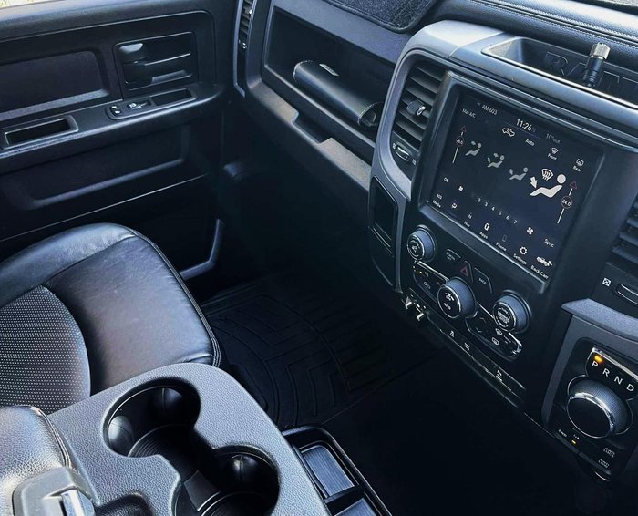 2021 RAM 1500 Express RamBox DS MY21 4X4 Dual Range Bright White