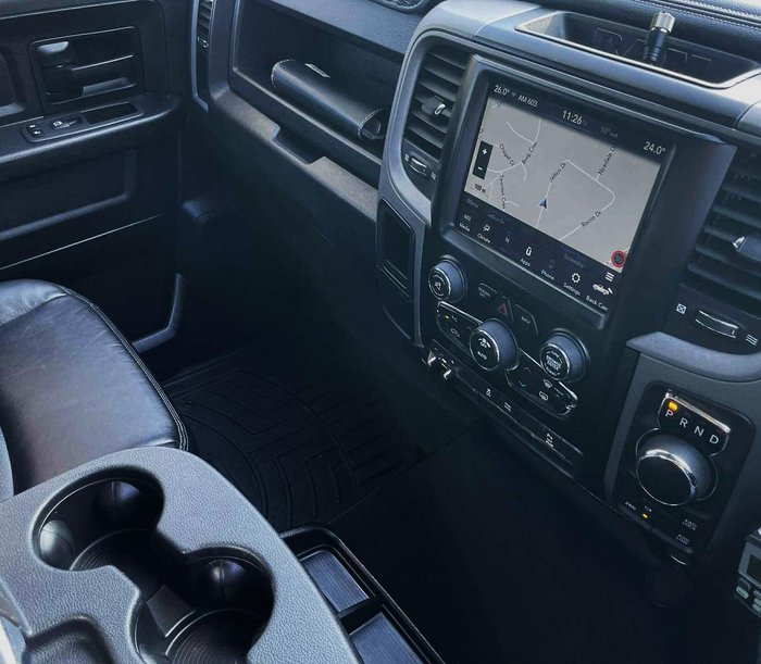 2021 RAM 1500 Express RamBox DS MY21 4X4 Dual Range Bright White